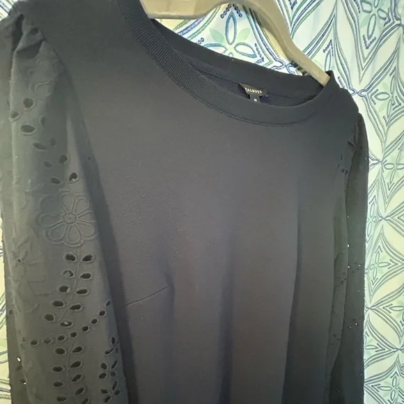 NWOT Talbots Navy Blue BEAUTIFUL Sheath Dress, Eyelet Detail Long Sleeves - Picture 4 of 14